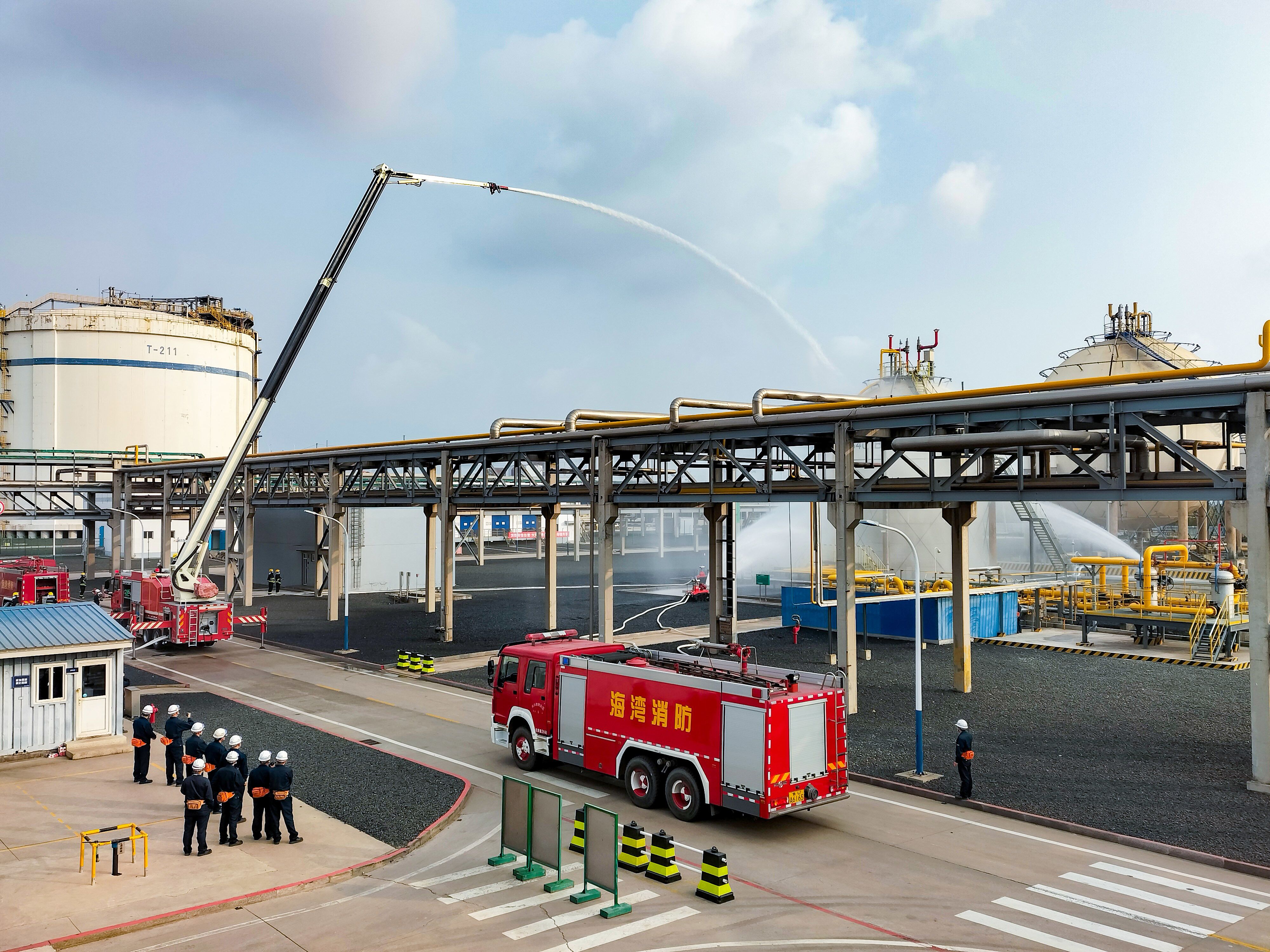 公司高管下班(bān)組